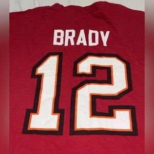 Tom Brady Tampa Bay Buccaneers Jersey Shirt Mens L Red NFL Apparel
